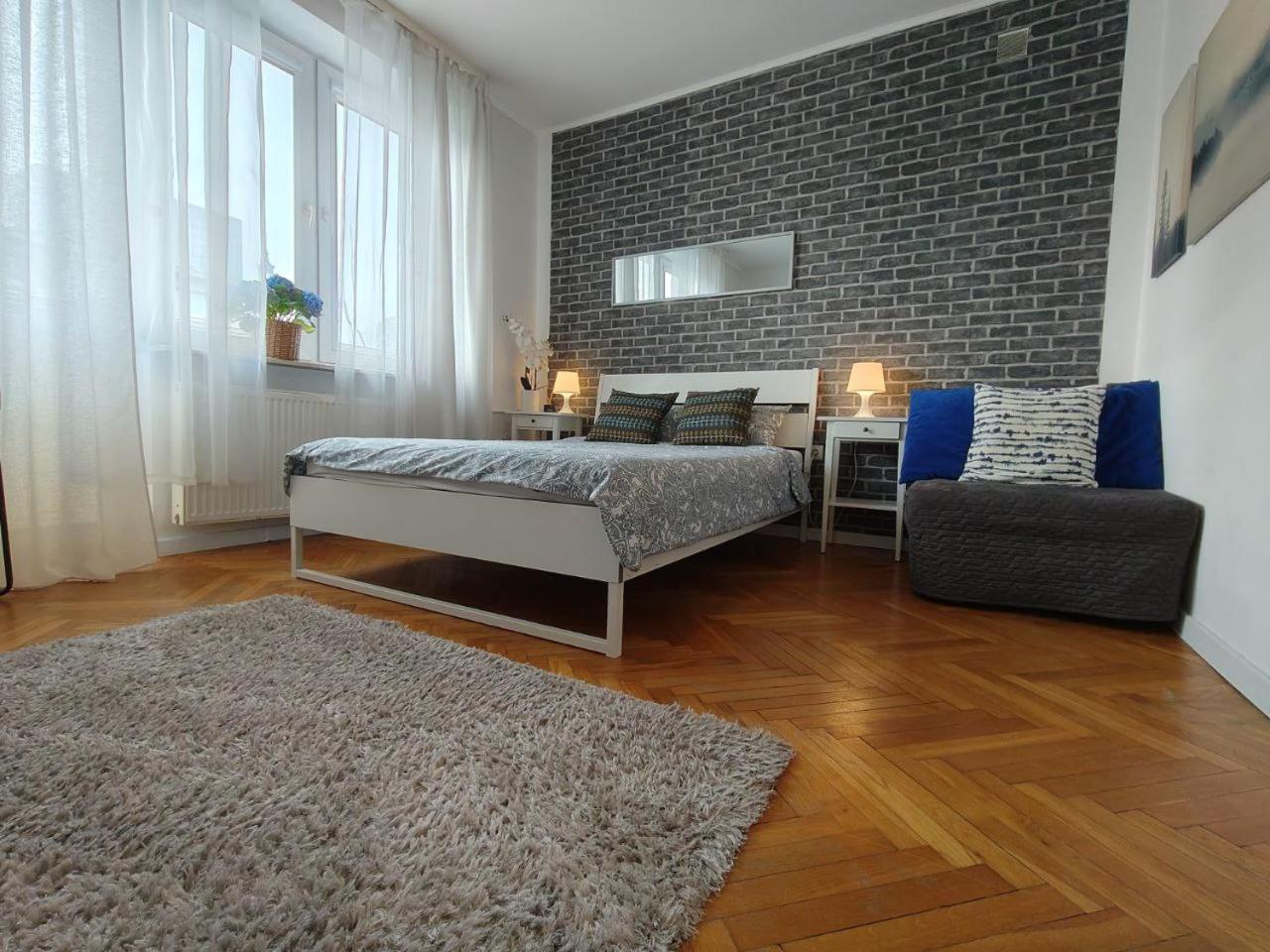 Apartment Down Town View Warsaw